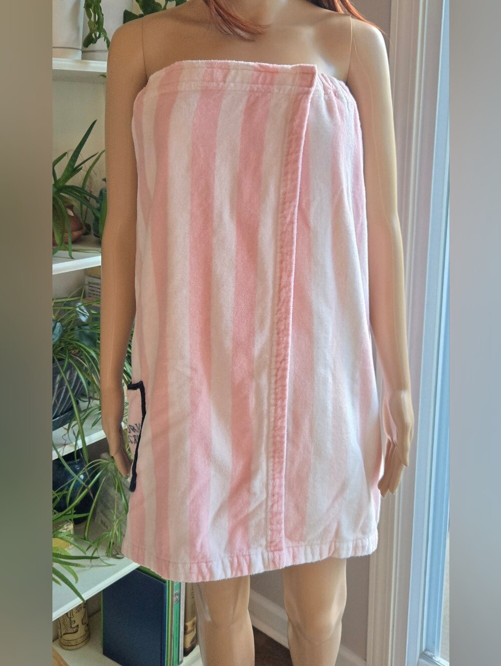 Victoria's Secret Pink & White Striped Spa Wrap